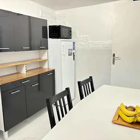 Apartment Confortable Et Spacieux